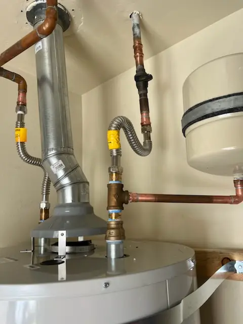 Water heater installation and plumbing repair in Oak Hill